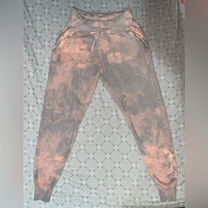 Abercrombie & Fitch Woman’s joggers